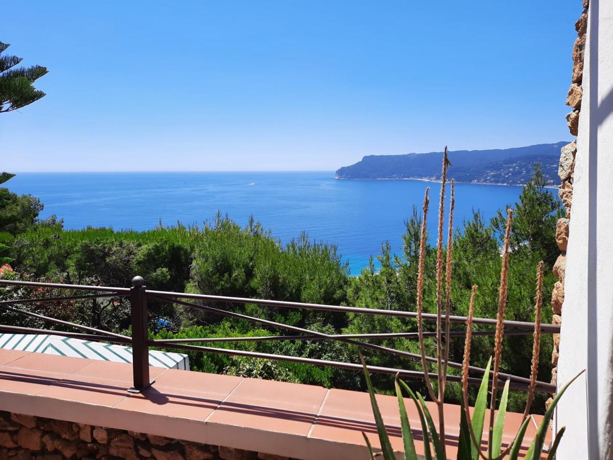 Le Terre Del Drago Apartment Bergeggi Exterior foto