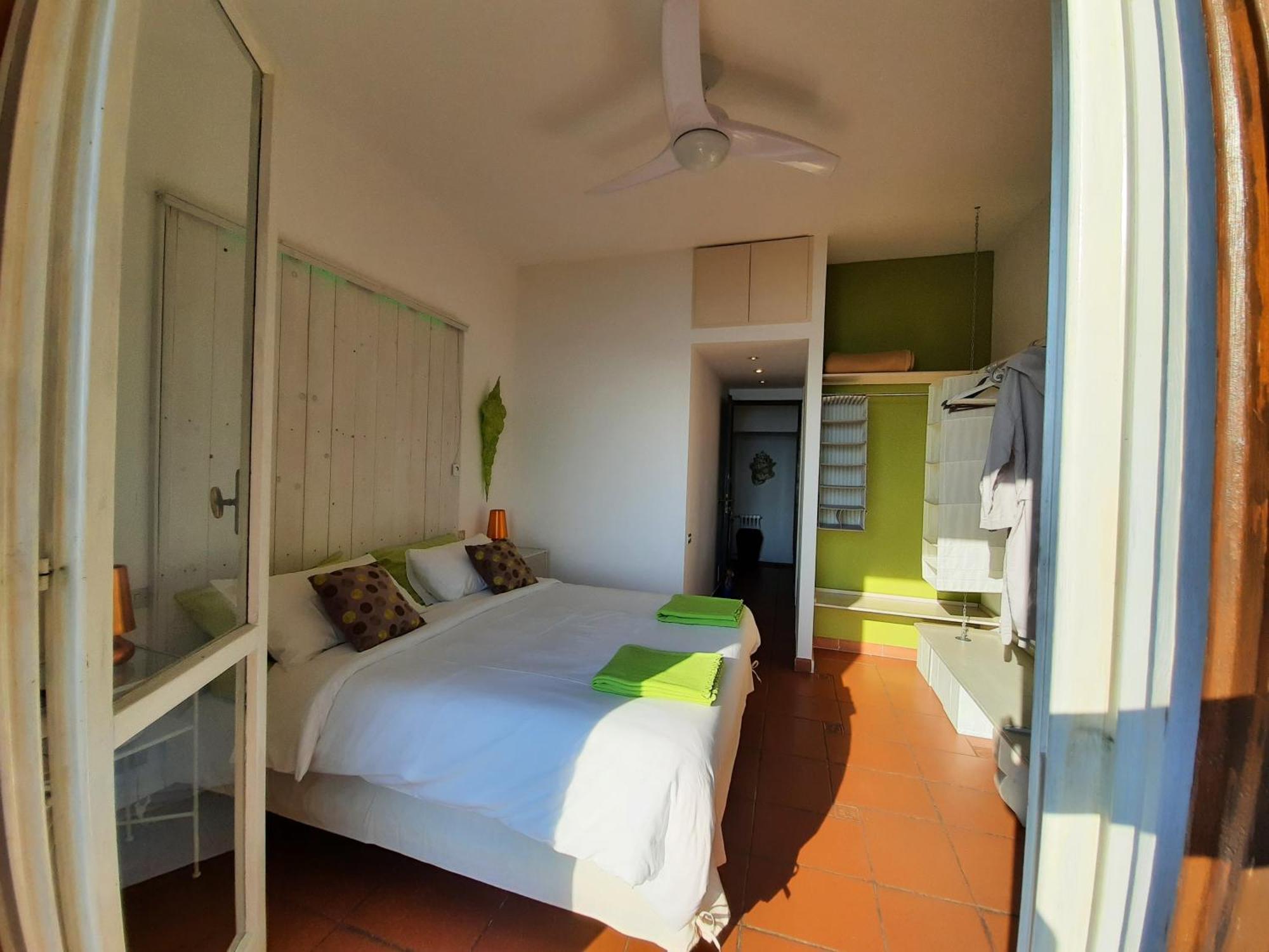 Le Terre Del Drago Apartment Bergeggi Habitación foto
