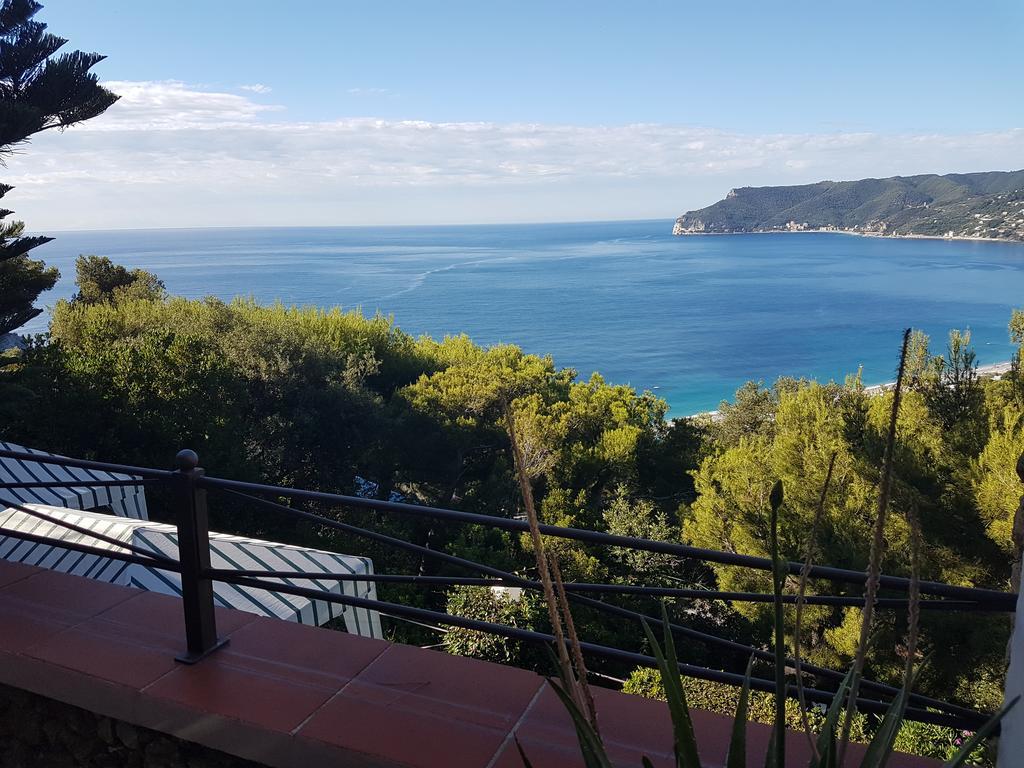 Le Terre Del Drago Apartment Bergeggi Exterior foto